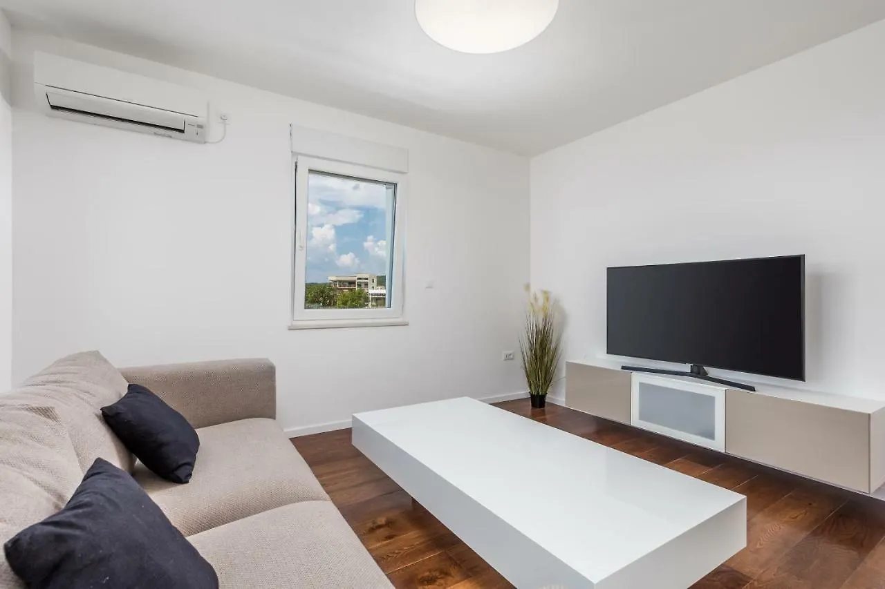 Boa Luxury Aparthouse With Swimming Pool Lejlighedshotel Rijeka